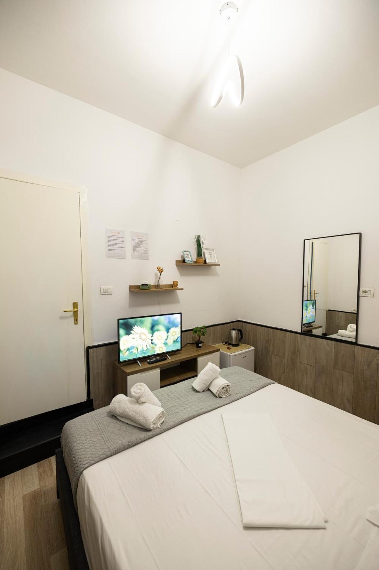 Tiny Cute Studio Near The City Center - 5 Min Walk Тирана Экстерьер фото